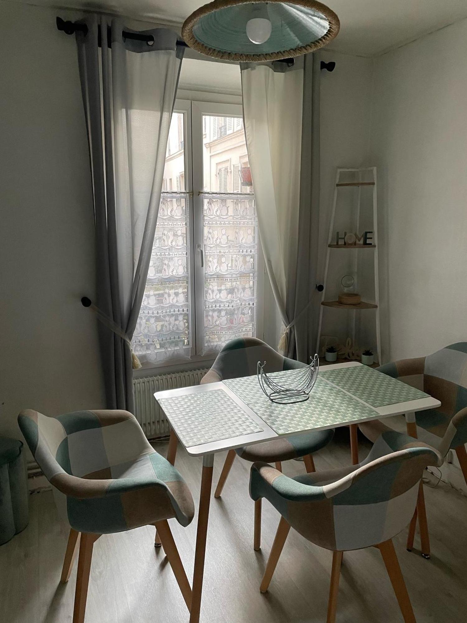 Appartamento Au Bas De Montmartre ! Parigi Esterno foto