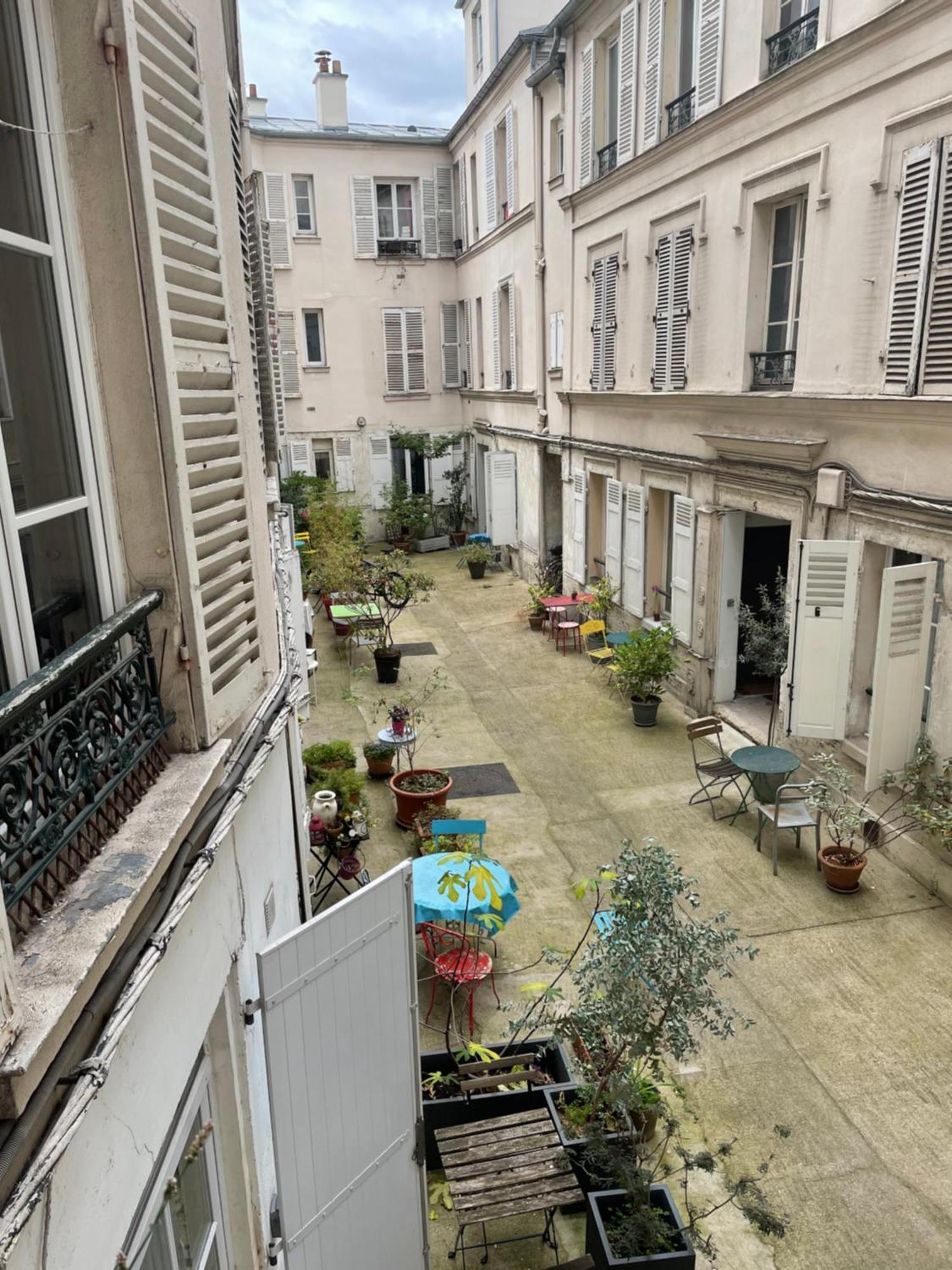 Appartamento Au Bas De Montmartre ! Parigi Esterno foto
