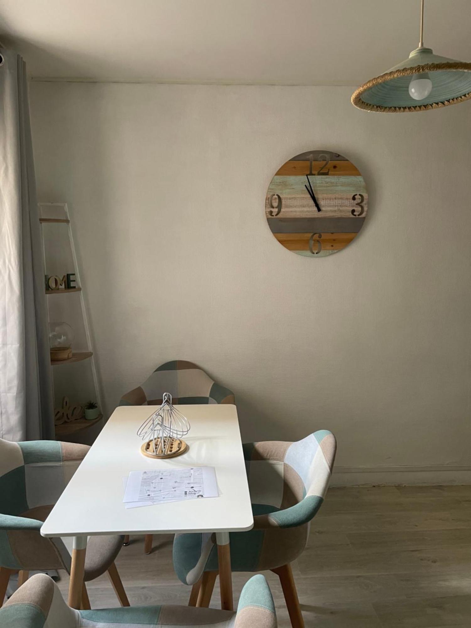 Appartamento Au Bas De Montmartre ! Parigi Esterno foto